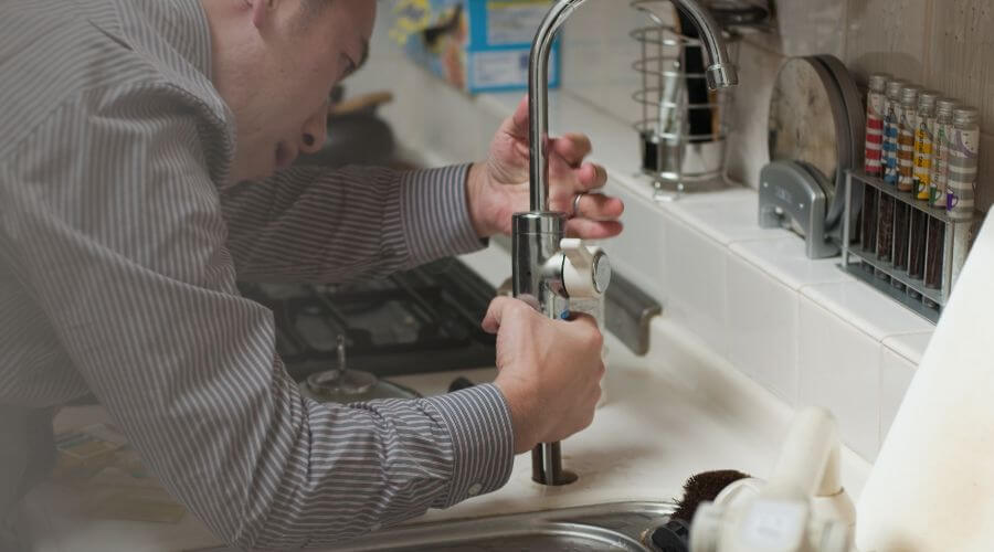 Professional sink repair in Columbus, KS